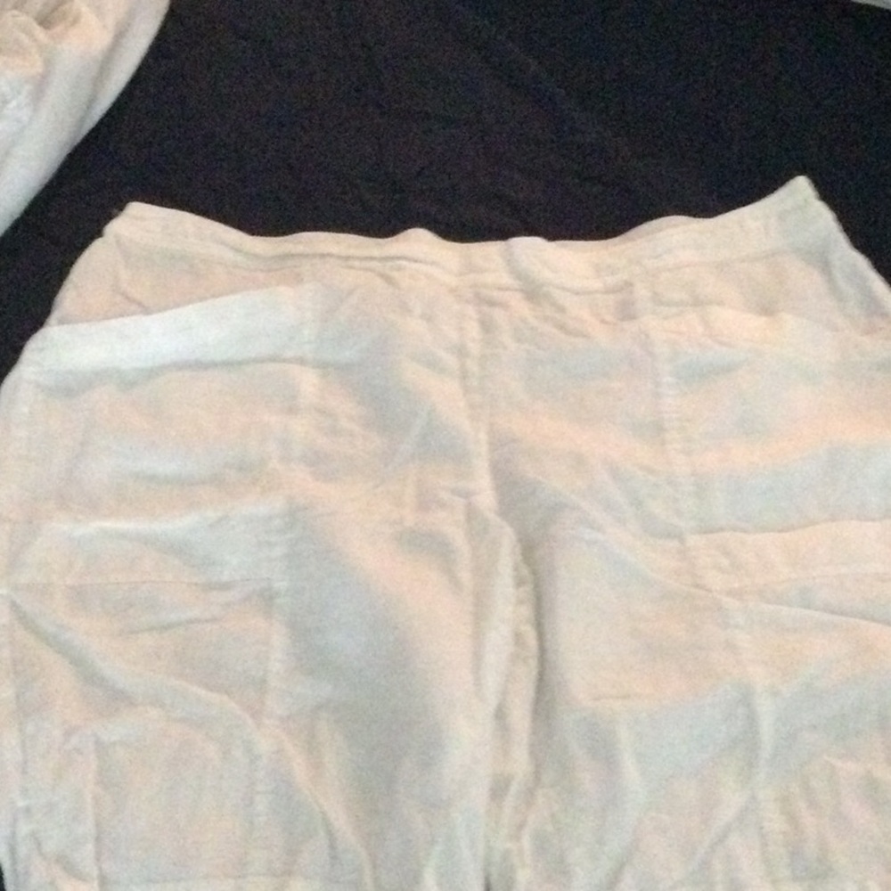 Eileen fisher White Linen shorts, xl